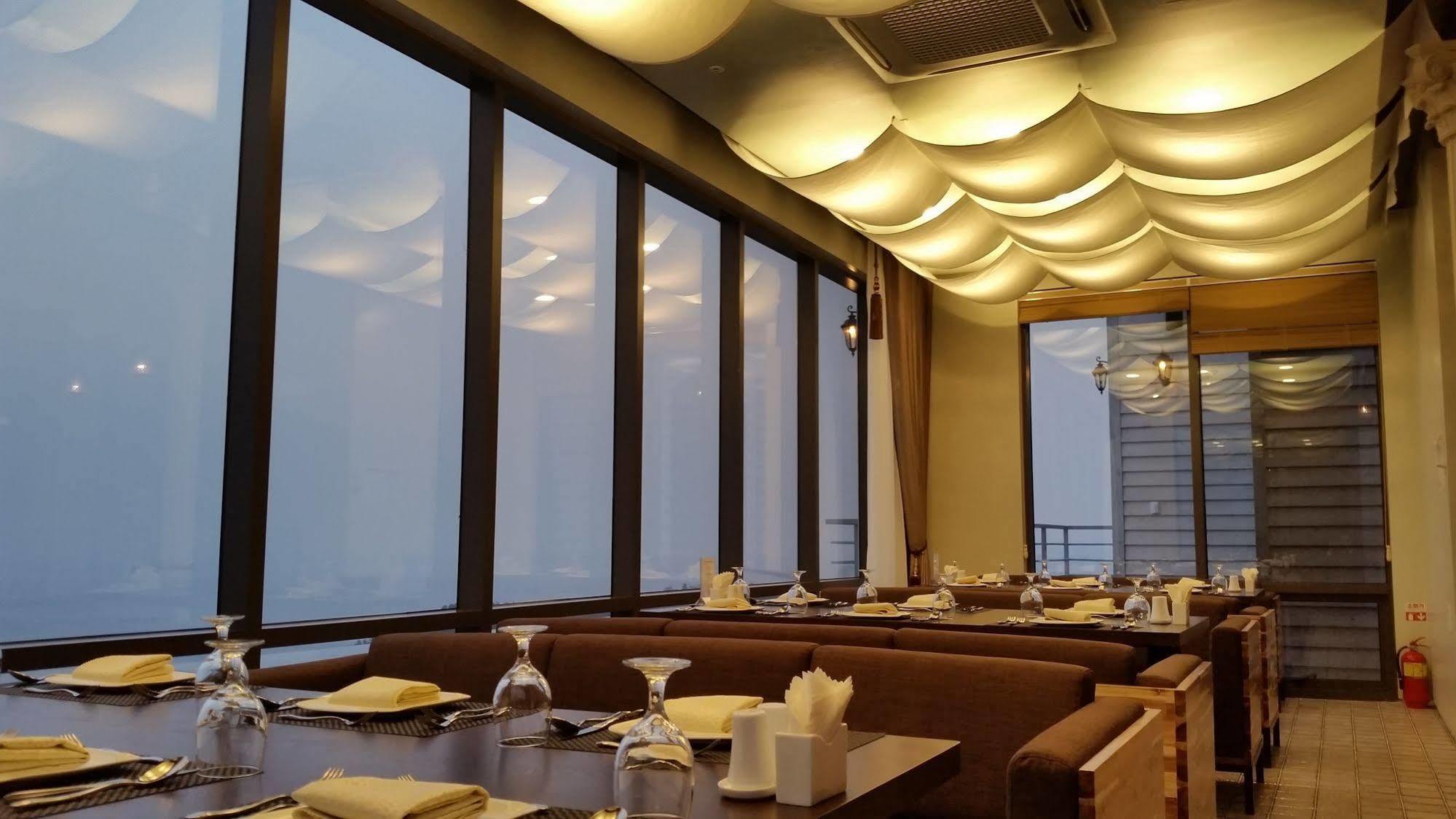 Hyunjin Tourist Hotel Donghae Exterior photo